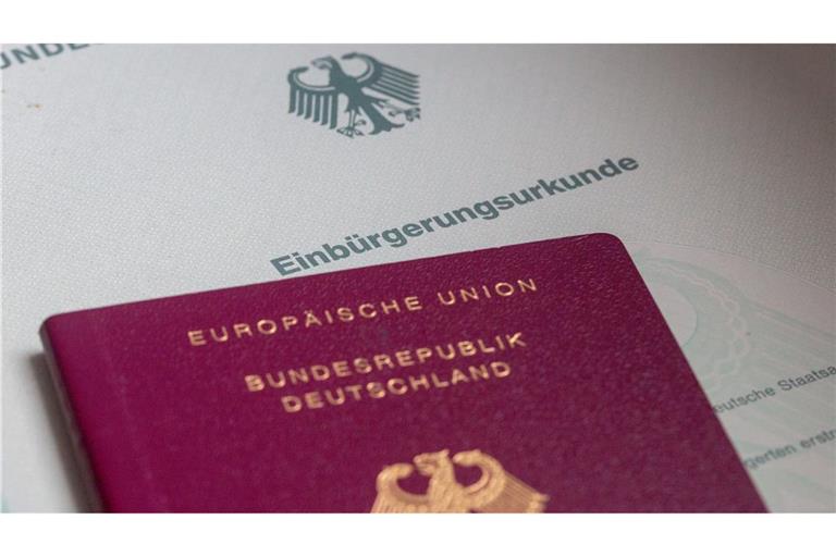 Am häufigsten bekamen Syrer den deutschen Pass, gefolgt von Staatsangehörigen aus dem Irak und Afghanistan. (Archivbild)