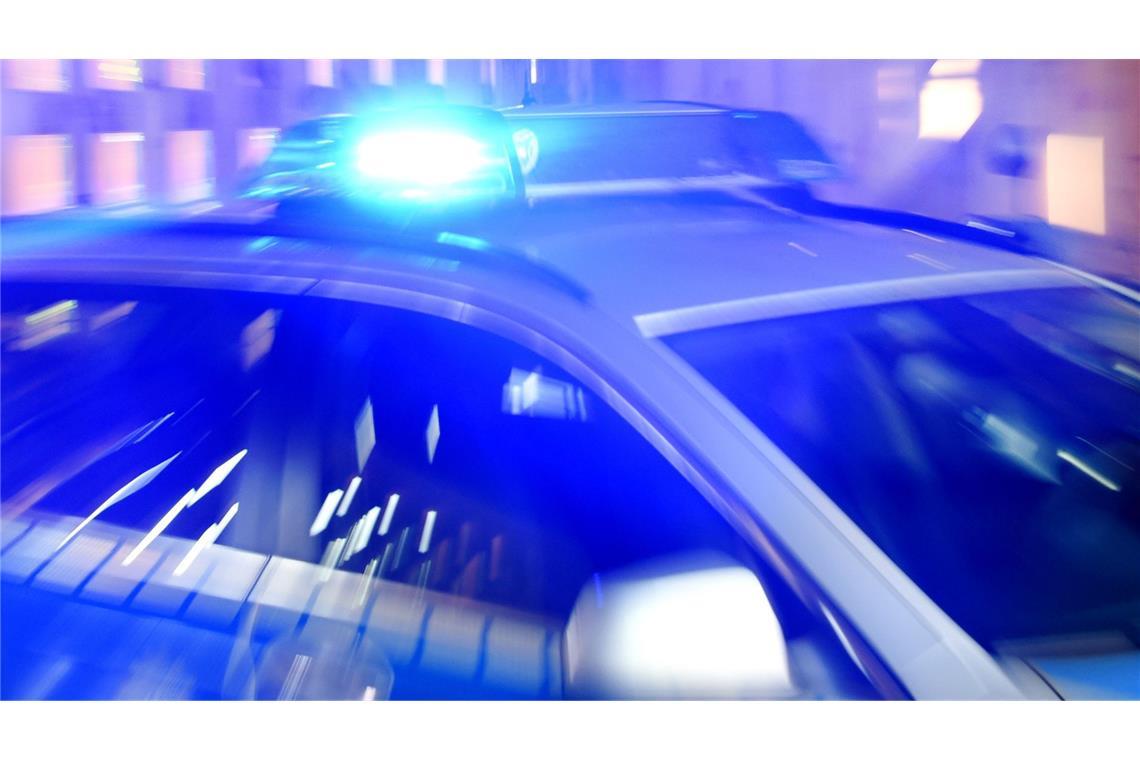 Vier verletzte Polizisten nach verbotener Spritztour von 15-Jährigem