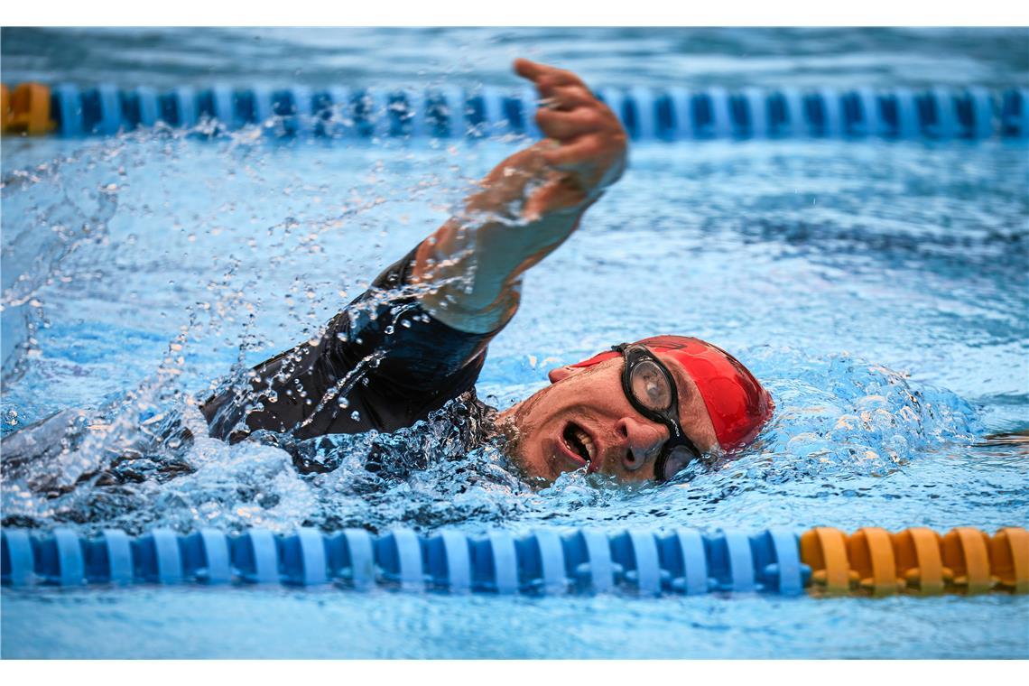 Die erste Aufgabe beim Jedermannrennen: 600 Meter Schwimmen.