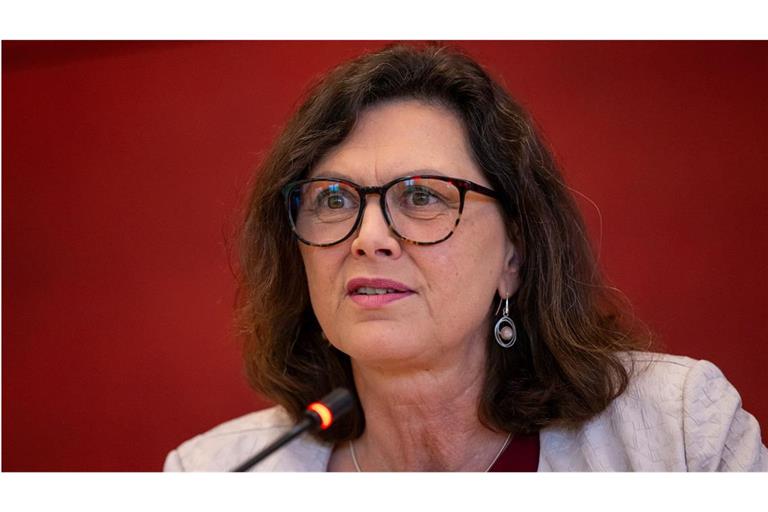 Die Präsidentin des Bayerischen Landtags, Ilse Aigner (CSU), will das Kiffen auf dem Landtagsgelände verbieten (Archivfoto).