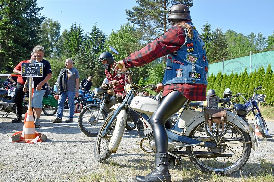 Moped-Event von Munero Start und Ziel: Freizeitgelände Grosserlach, 