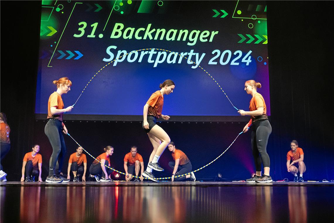 Rope Skipping // 31. Backnanger Sportparty am 1.3.2024 im Backnanger Bürgerhaus ...