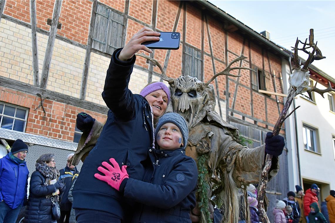 So ein Selfie hat man nicht alle Tage. 66-Jahre Faschingsverein Burgstetten: gro...